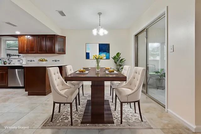 $392,500 | 822 Laurel Drive, Fort Walton Beach, FL 32547