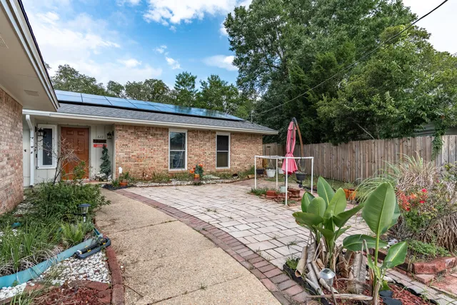 $390,000 | 822 Laurel Drive, Fort Walton Beach, FL 32547