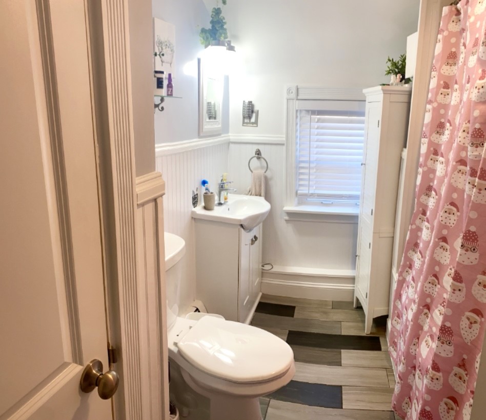 116 Warwick Road Pawtucket, RI 02861 - Photo 31 of 42