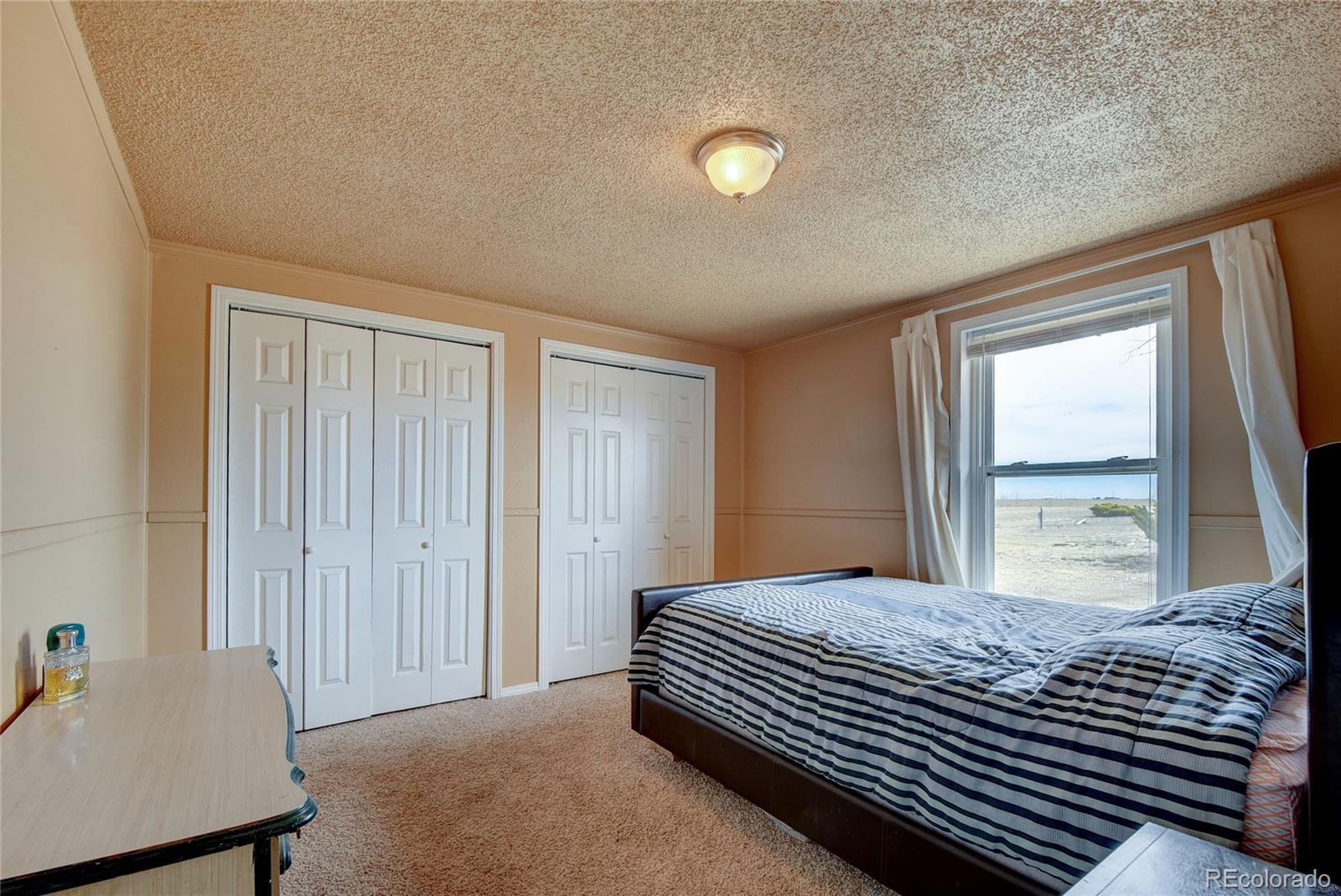 4350 North Harback Road Bennett, CO 80102 - Photo 10 of 33 Gallery Image 10