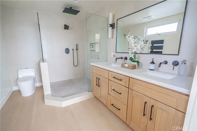 $1,595,000 | 109 South Dunning Street, Ventura, CA 93003