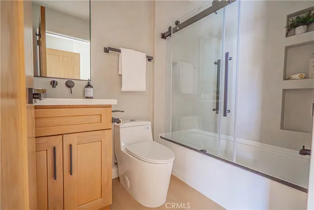 $1,595,000 | 109 South Dunning Street, Ventura, CA 93003