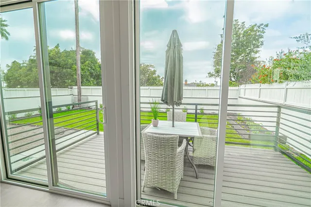 $1,595,000 | 109 South Dunning Street, Ventura, CA 93003