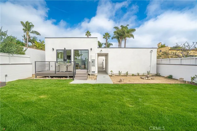 $1,595,000 | 109 South Dunning Street, Ventura, CA 93003