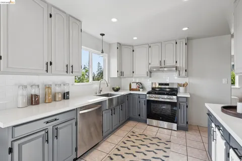 $998,000 | 4021 Maybelle Avenue, Oakland, CA 94619