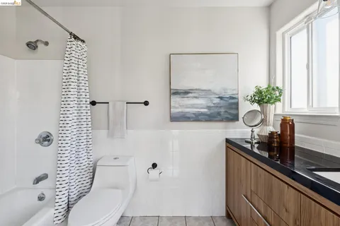 $998,000 | 4021 Maybelle Avenue, Oakland, CA 94619