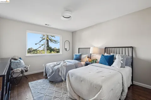 $998,000 | 4021 Maybelle Avenue, Oakland, CA 94619