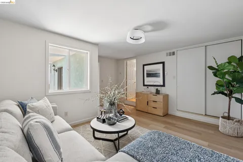 $998,000 | 4021 Maybelle Avenue, Oakland, CA 94619