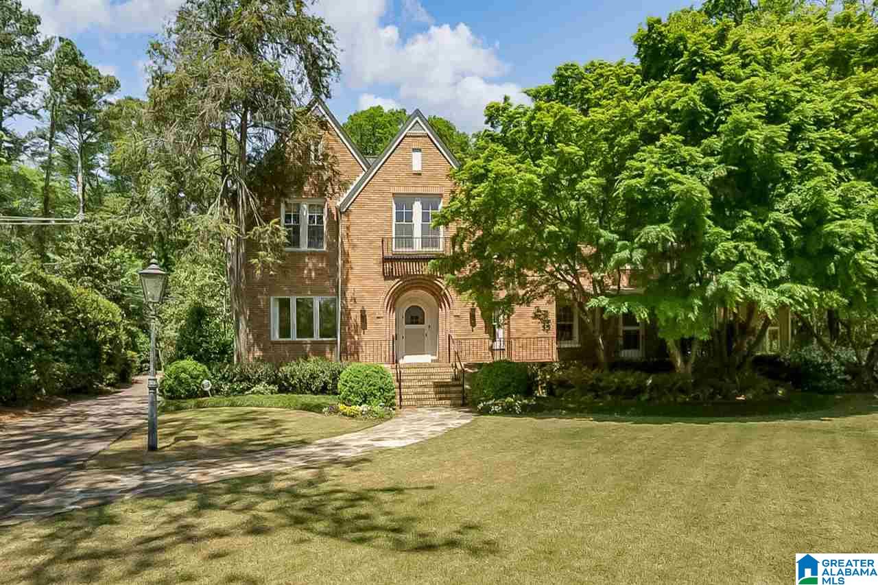 3248 Sterling Road Birmingham, AL 35213 - Photo 1 of 44