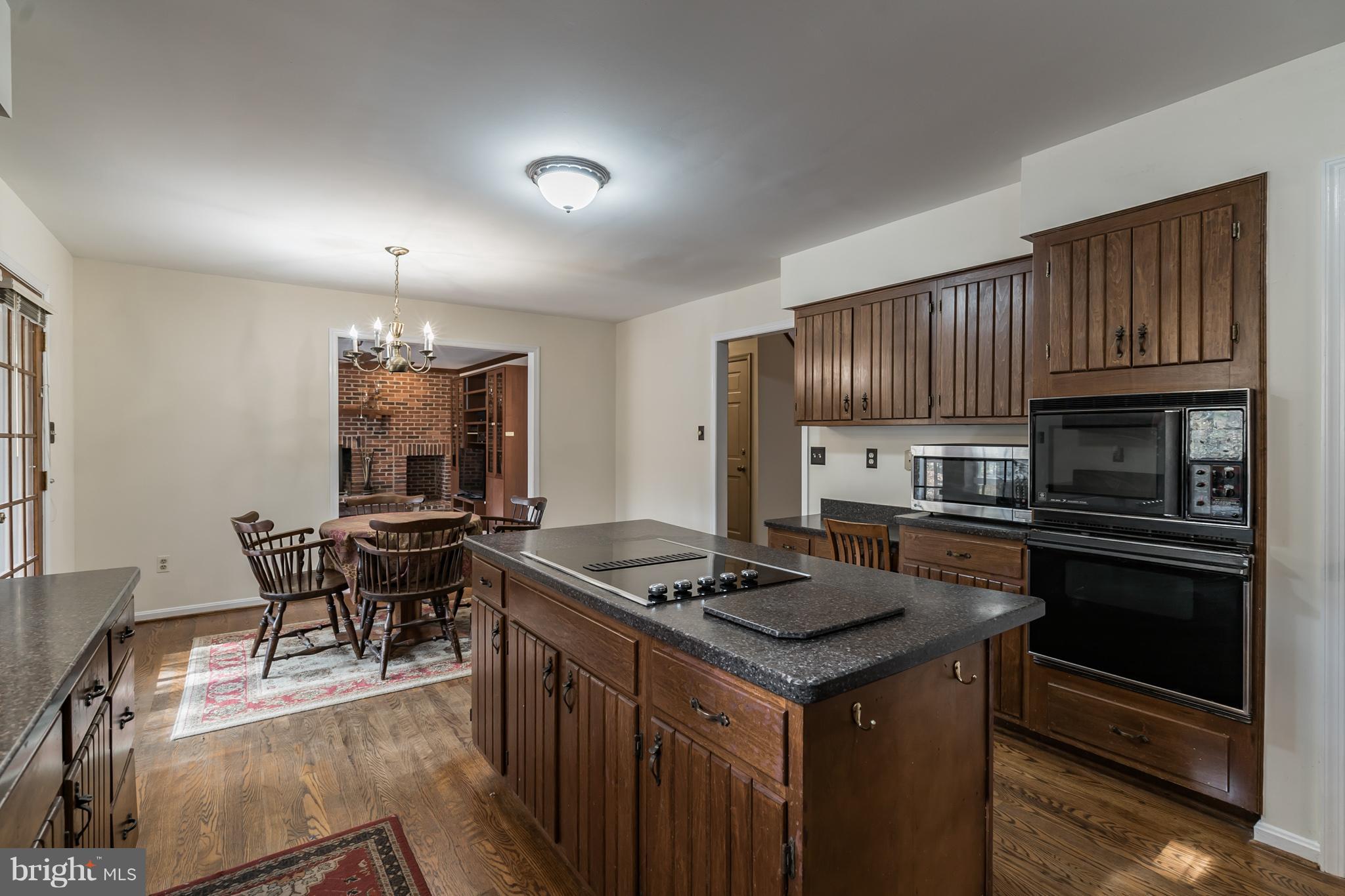 Kitchen w/Double Oven