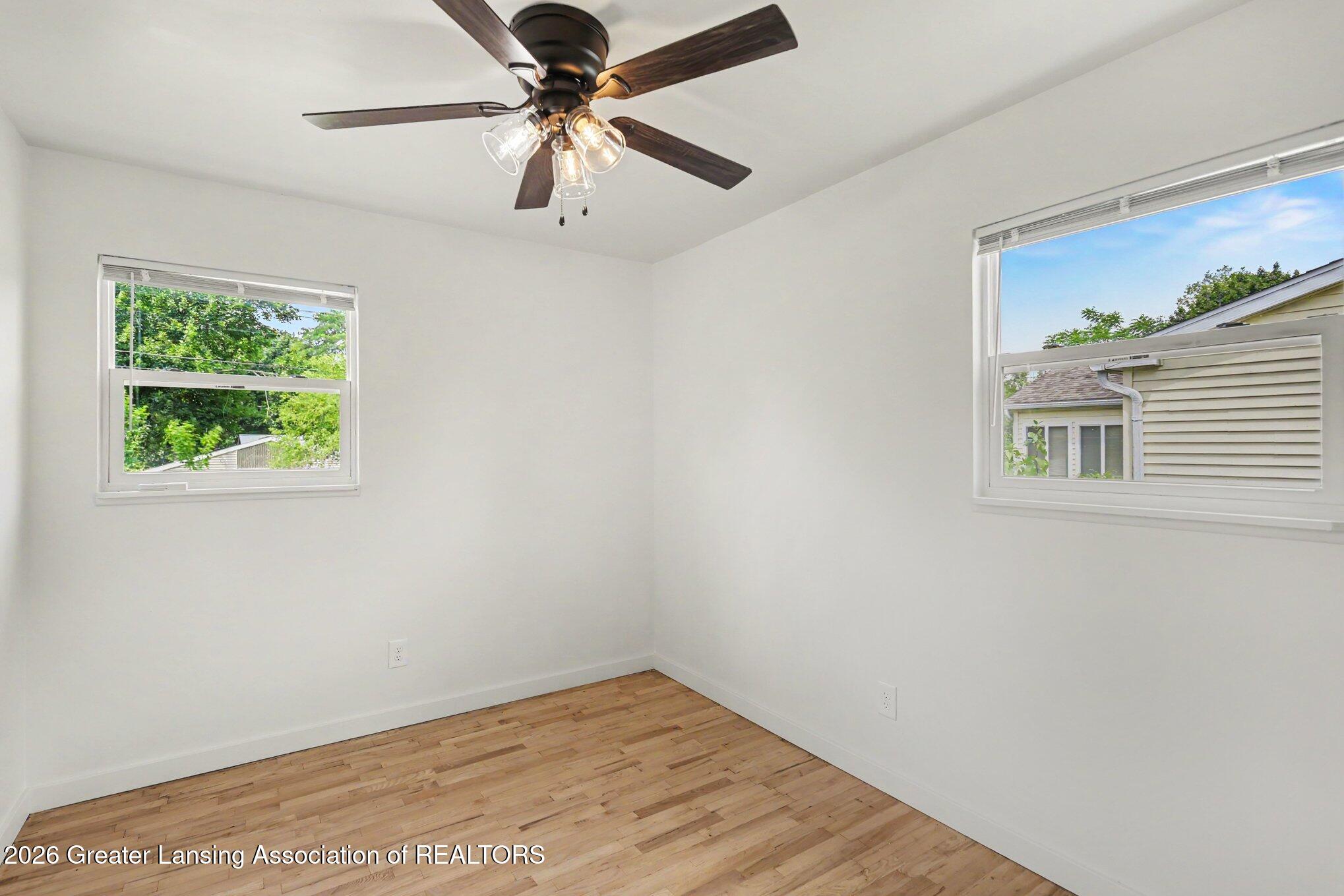 3224 Reo Road Lansing, MI 48911 - Photo 13 of 26 012_file_3211