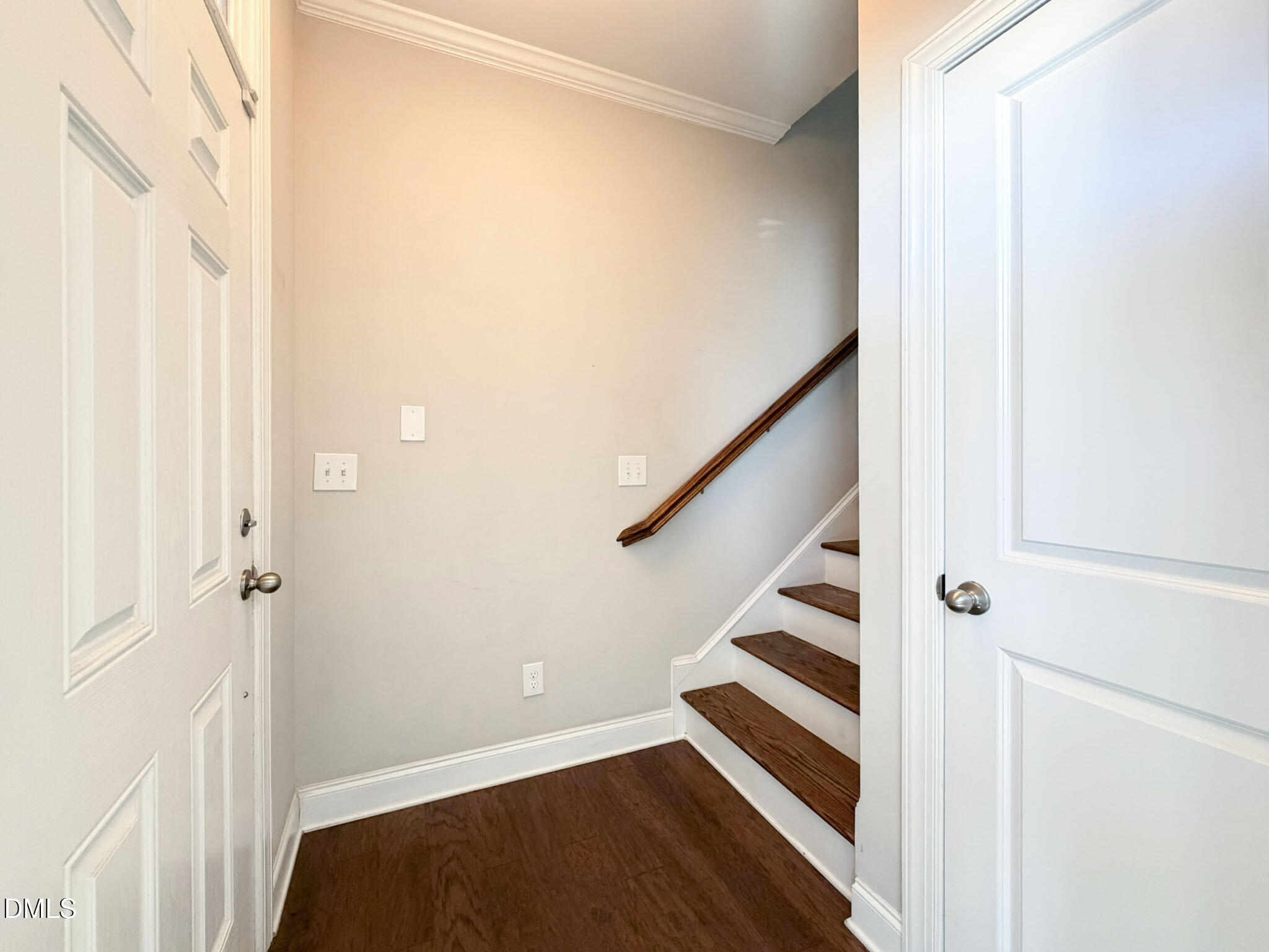 831 Bankston Woods Way Raleigh, NC 27609 - Photo 3 of 43 3