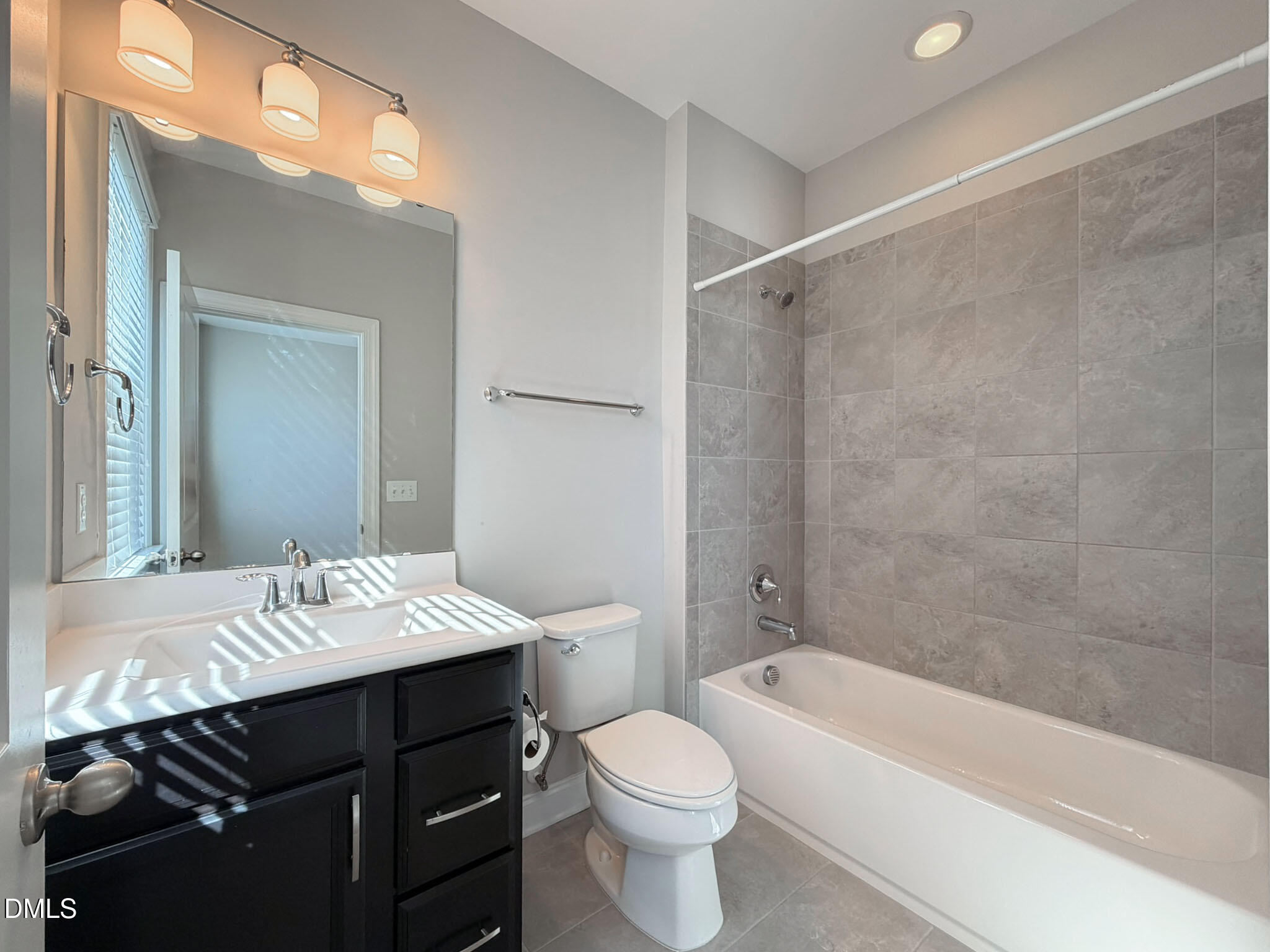 831 Bankston Woods Way Raleigh, NC 27609 - Photo 32 of 43 25