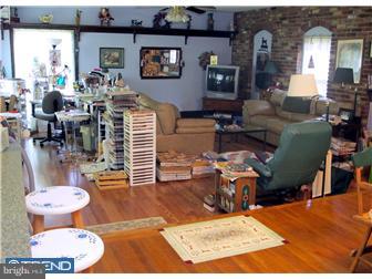 602 Parry Road Cinnaminson, NJ 08077 - Photo 5 of 7 Great Room