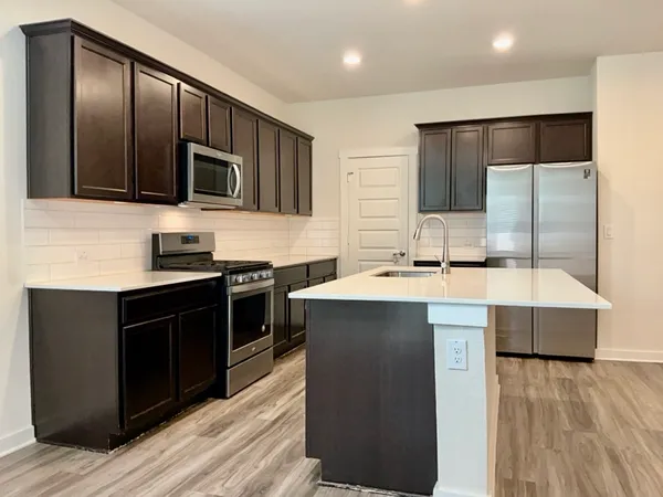 $1,895 | 216 Shawi Pass, Leander, TX 78641