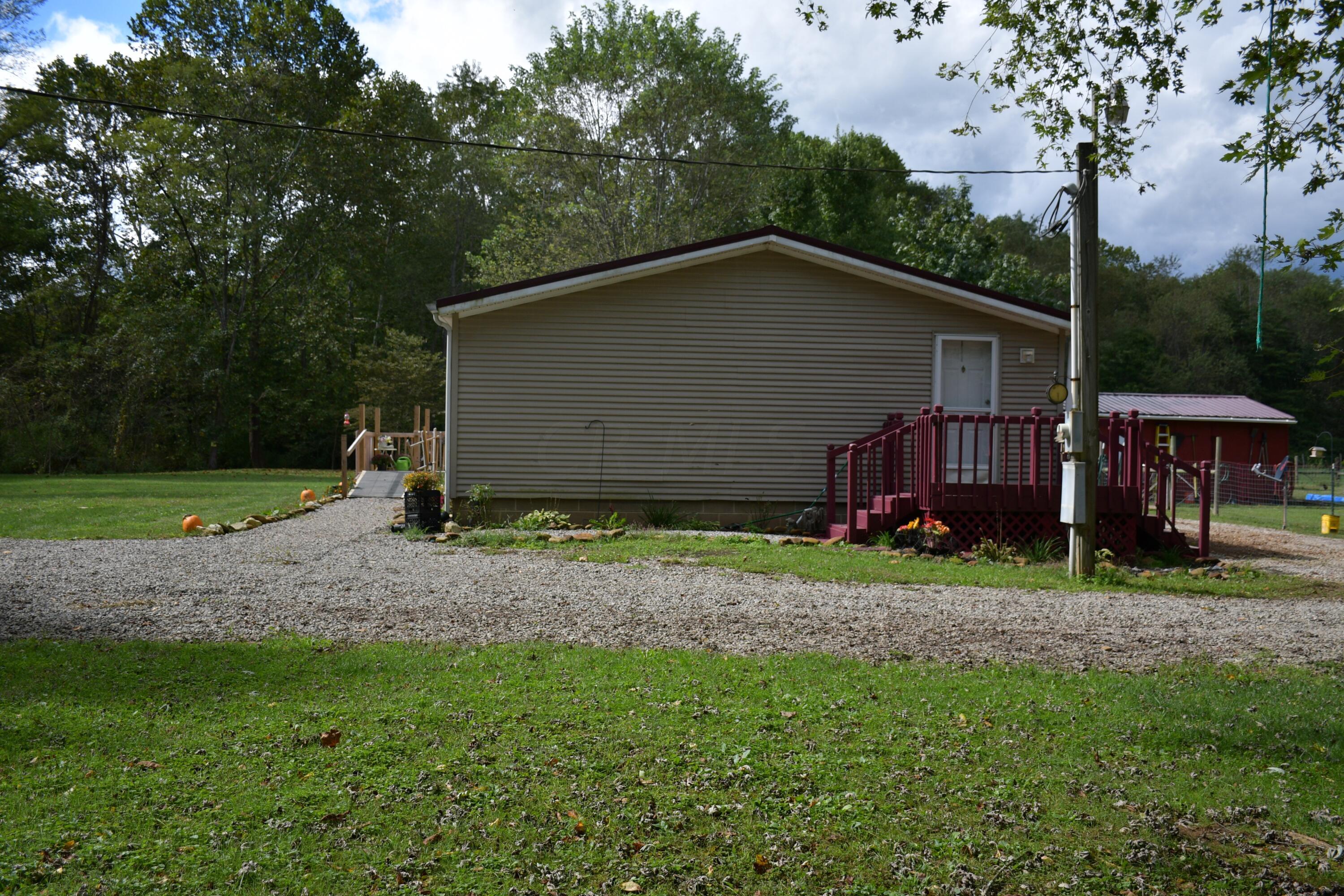 2449 Stewart Hollow Road Peebles, OH 45660 - Photo 4 of 36