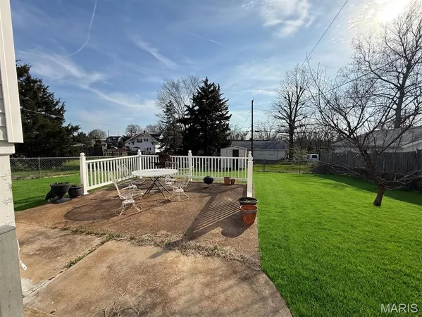 $219,999 | 3712 Bobring Avenue, St. Louis, MO 63125