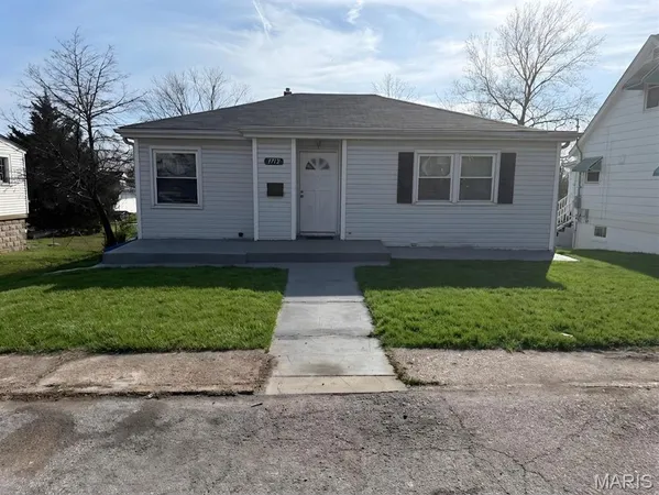 $219,999 | 3712 Bobring Avenue, St. Louis, MO 63125