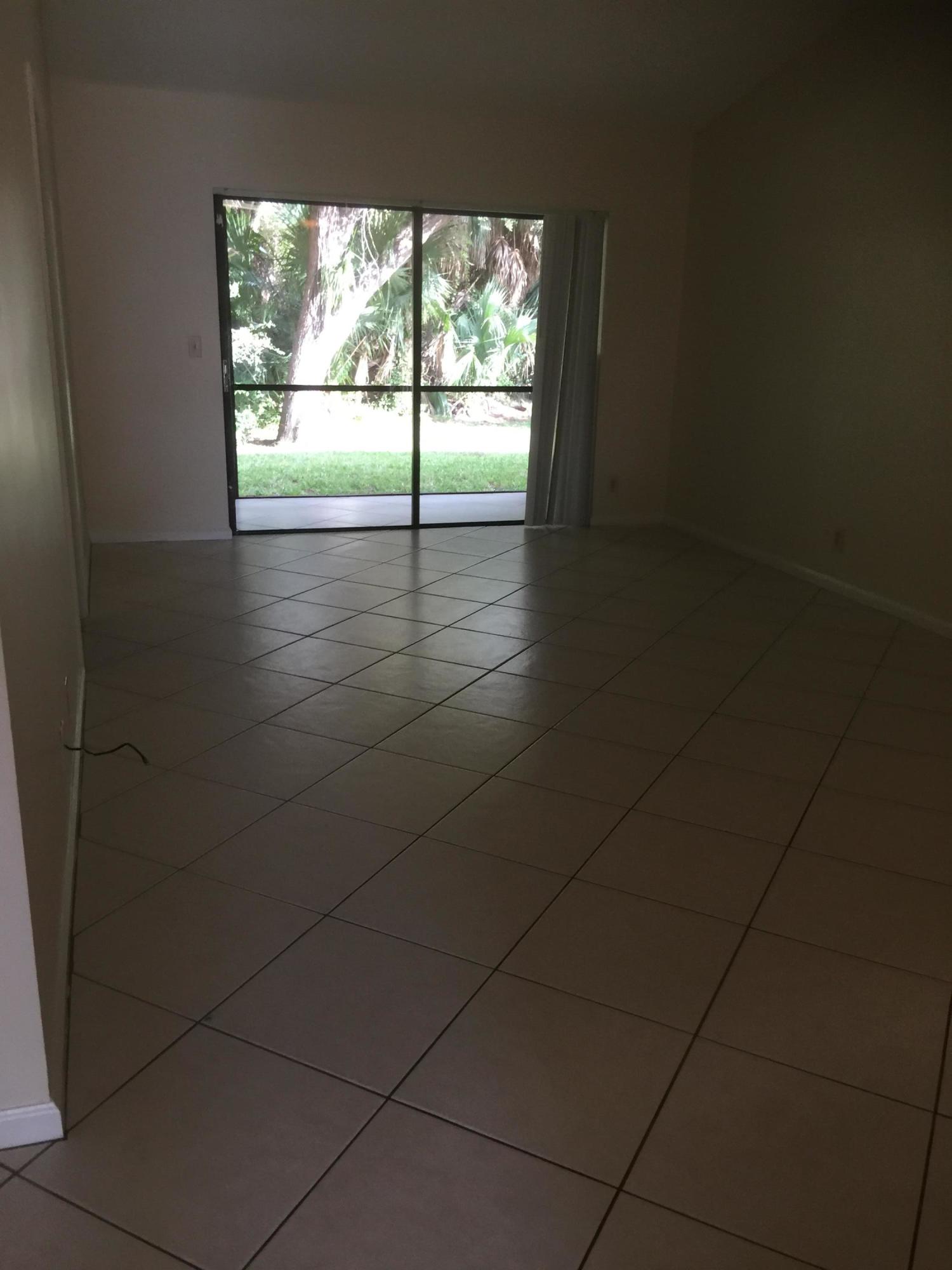 462 Hardwood Place, Unit 462 Boca Raton, FL 33431 - Photo 6 of 12 IMG_1793
