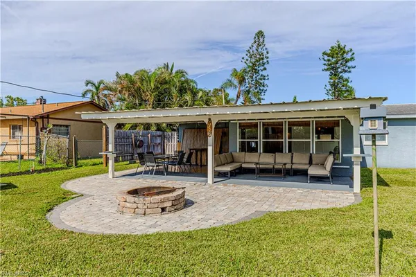 $2,600 | 4567 San Antonio Lane, Bonita Springs, FL 34134