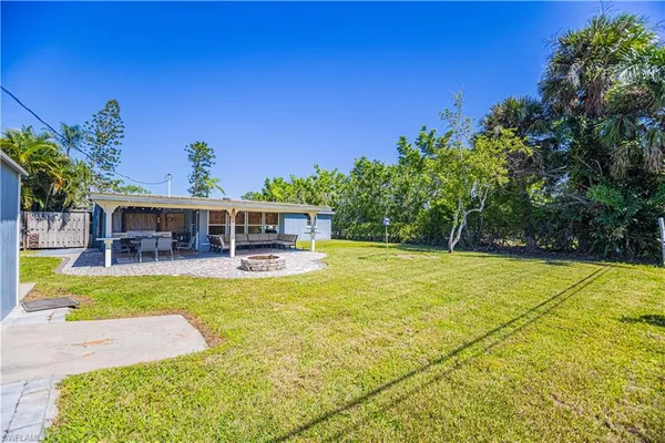 $2,600 | 4567 San Antonio Lane, Bonita Springs, FL 34134