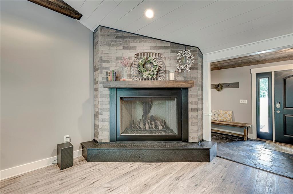 6926 Dover Road Indianapolis, IN 46220 - Photo 14 of 57 Gallery Image 14