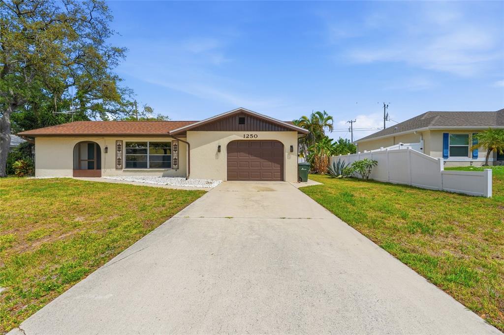 1250 Horizon Road Venice, FL 34293 - Photo 4 of 42
