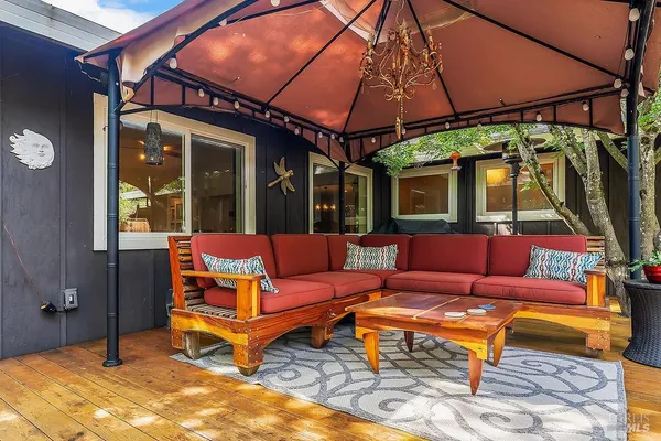 $1,175,000 | 779-ct Joni Court, Windsor, CA 95492