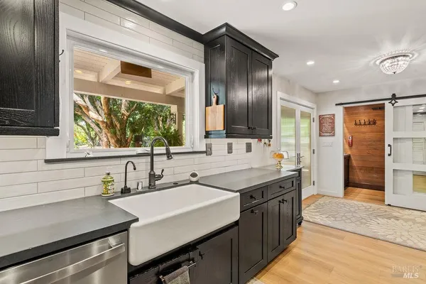 $1,175,000 | 779-ct Joni Court, Windsor, CA 95492