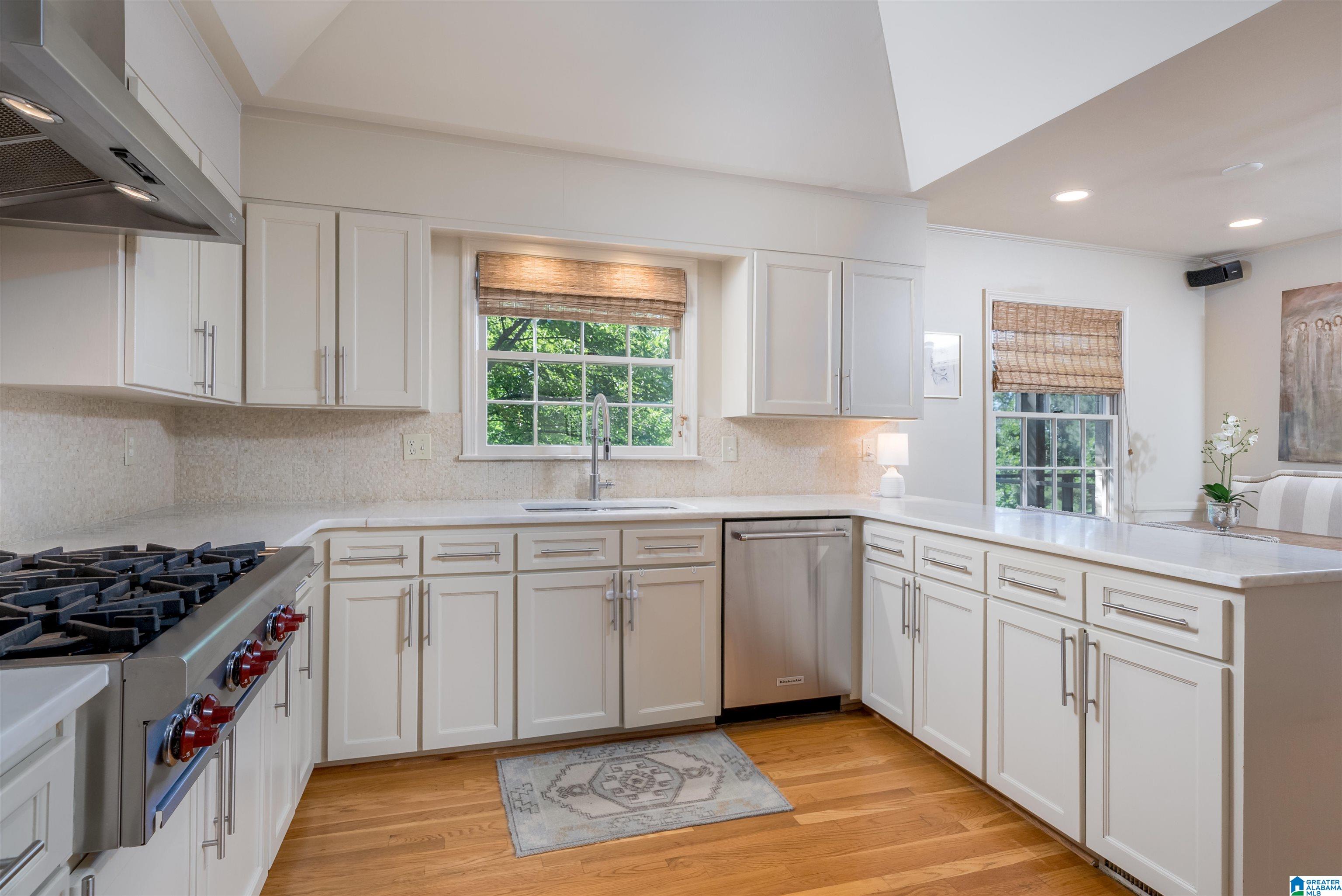 3325 Faring Road Birmingham, AL 35223 - Photo 11 of 39