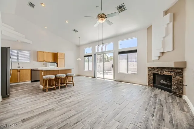 $2,250 | 149 Laguna Landing Drive, Henderson, NV 89002