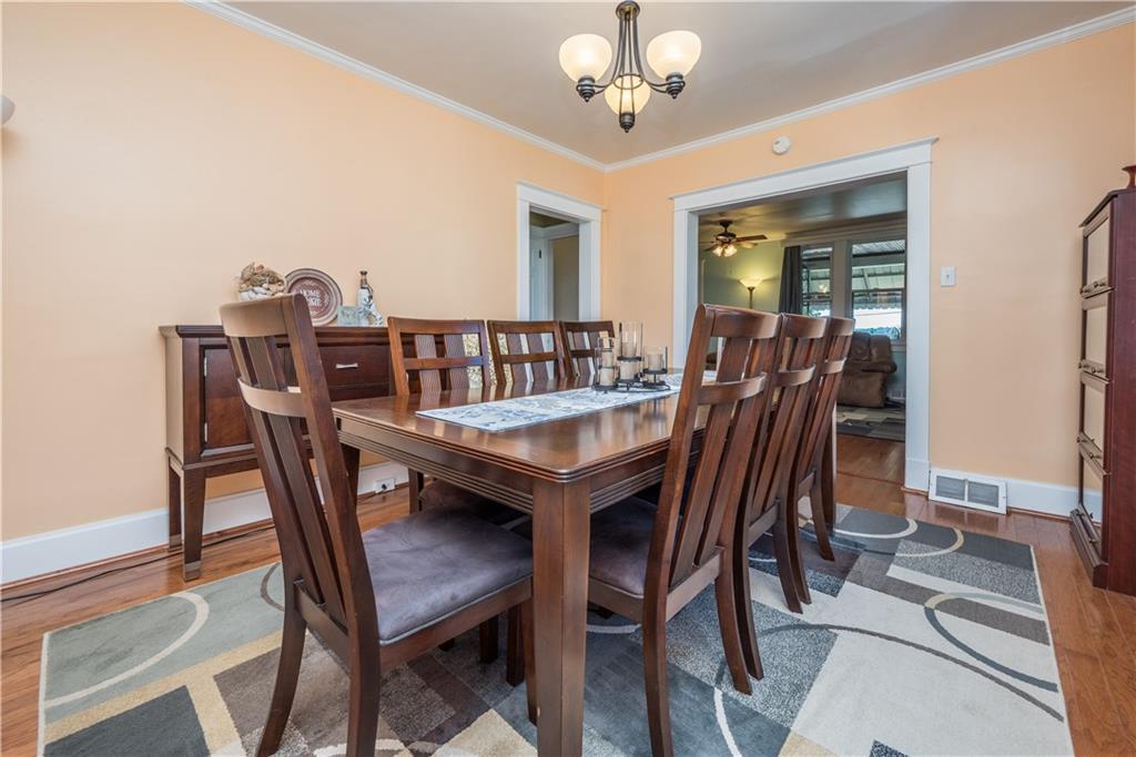 2716 Castlegate Avenue Pittsburgh, PA 15226 - Photo 4 of 50