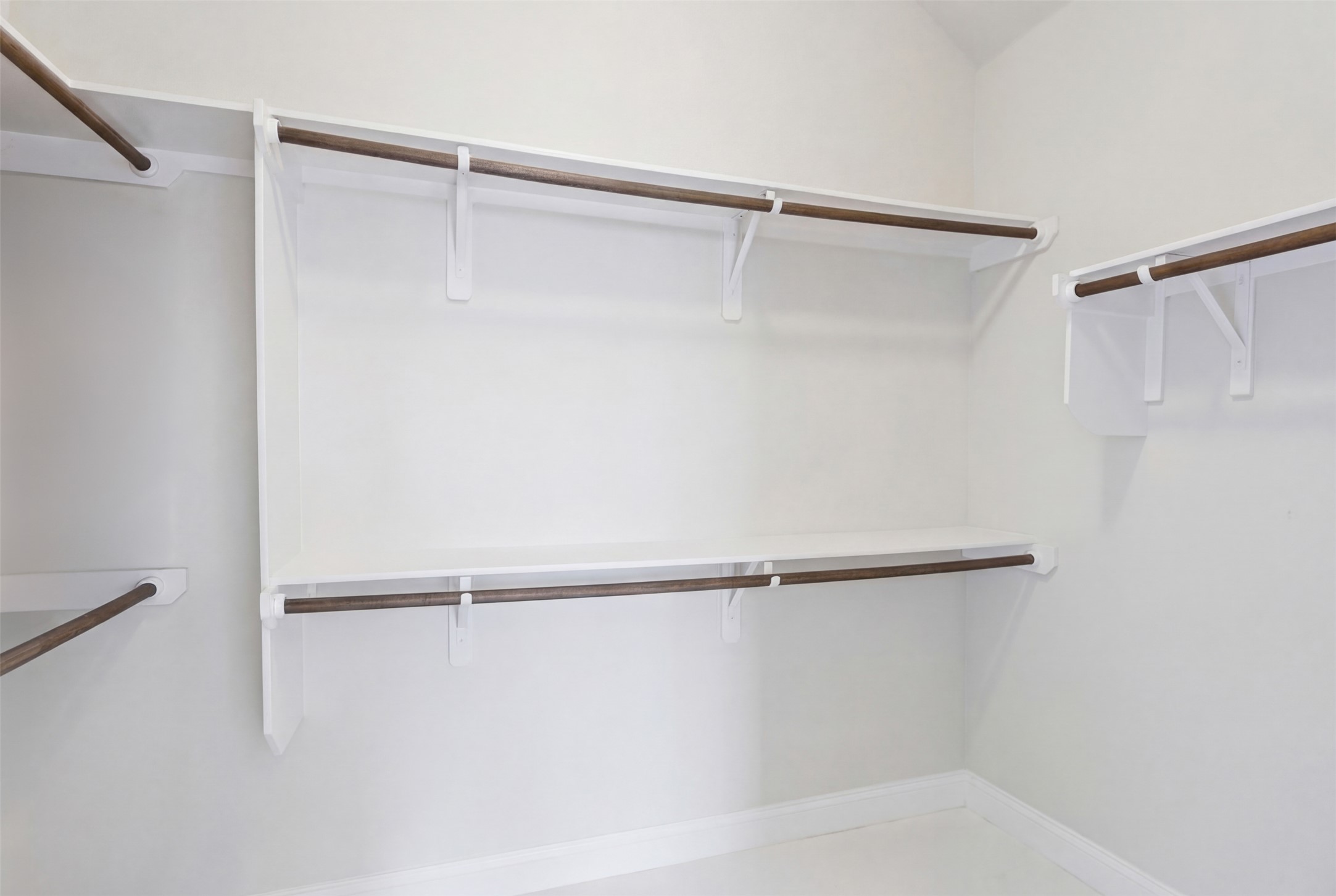 117 Old Trinity Way Georgetown, TX 78628 - Photo 24 of 38 View of walk in closet