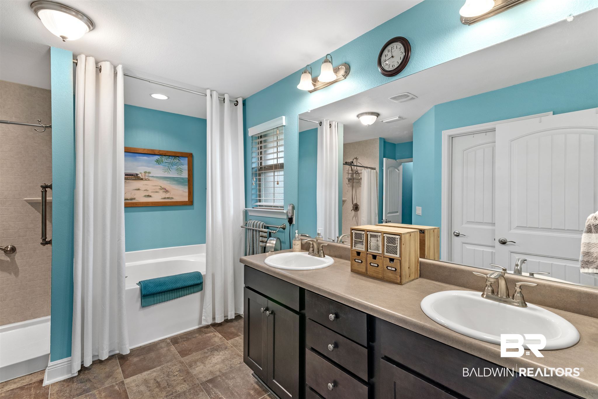 1701 Firefly Lane Foley, AL 36535 - Photo 25 of 37 Master bath