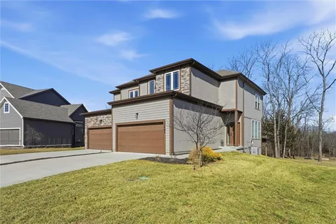 $415,000 | 22402 West 76th Street, Shawnee, KS 66227