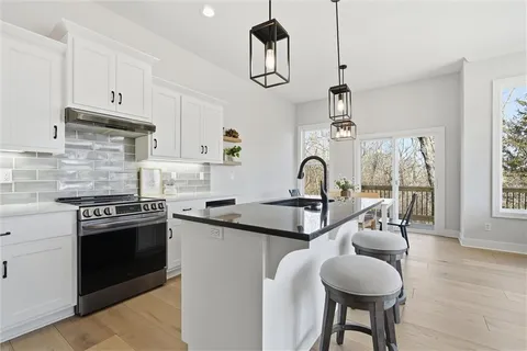 $415,000 | 22402 West 76th Street, Shawnee, KS 66227