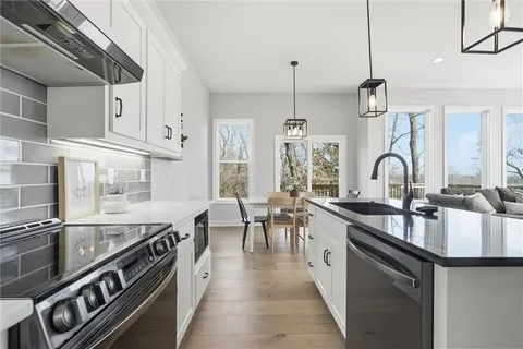 $415,000 | 22402 West 76th Street, Shawnee, KS 66227