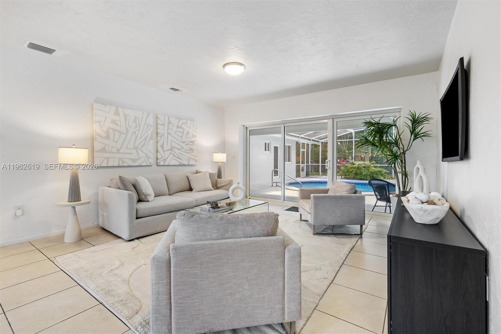 8260 Southwest 133rd Street Pinecrest, FL 33156 - Photo 4 of 26