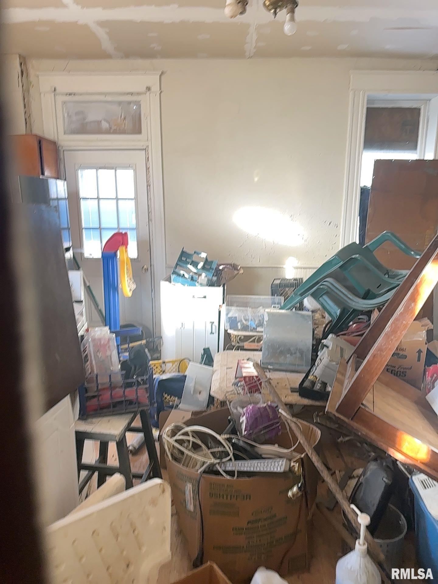 637 Washington Street Quincy, IL 62301 - Photo 13 of 17