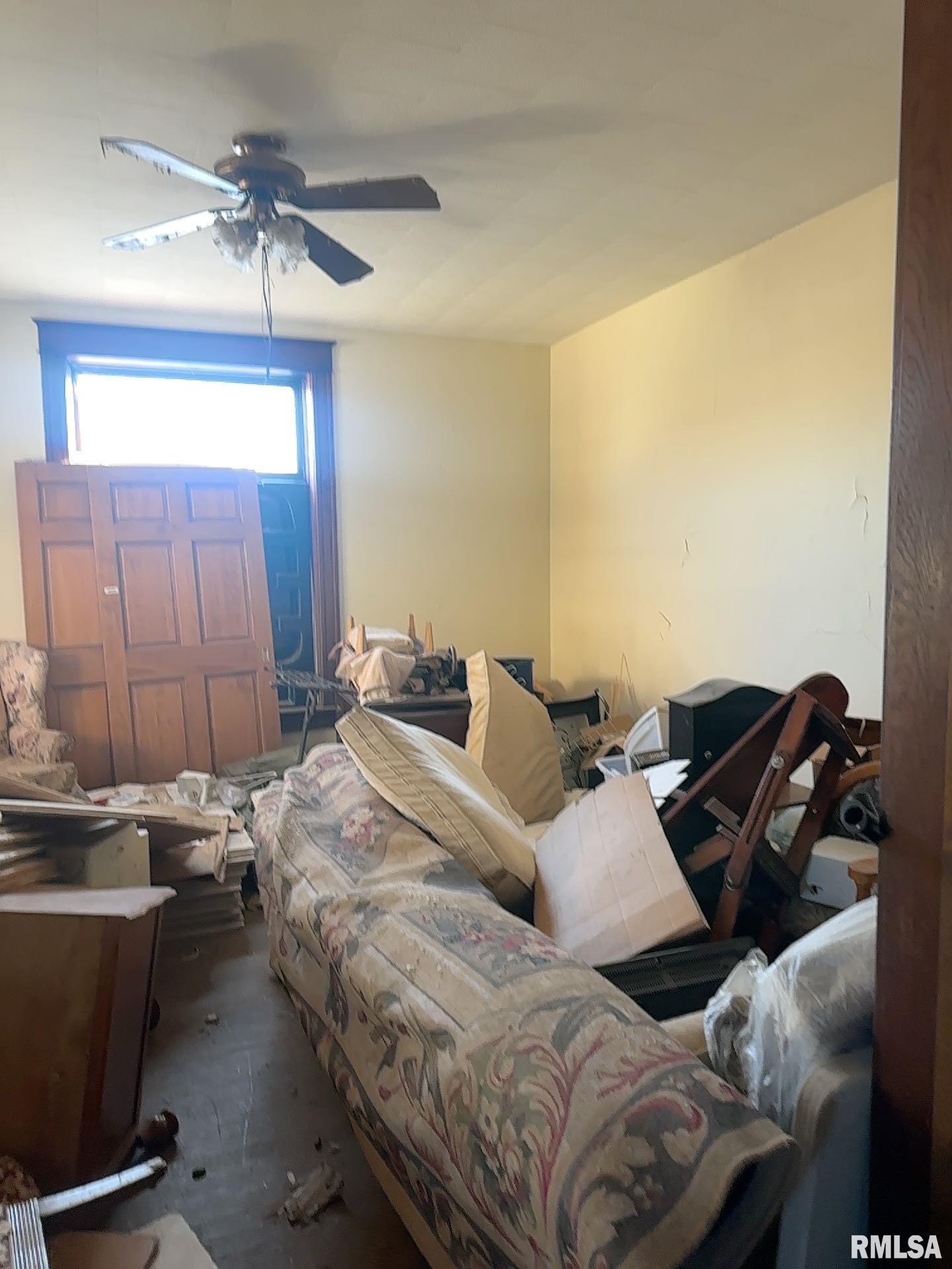 637 Washington Street Quincy, IL 62301 - Photo 6 of 17