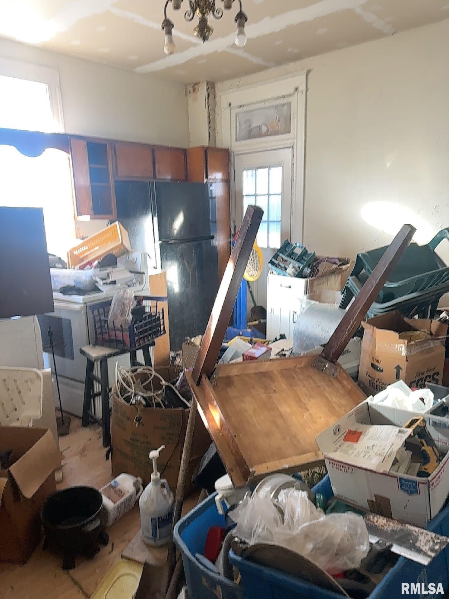 637 Washington Street Quincy, IL 62301 - Photo 8 of 17