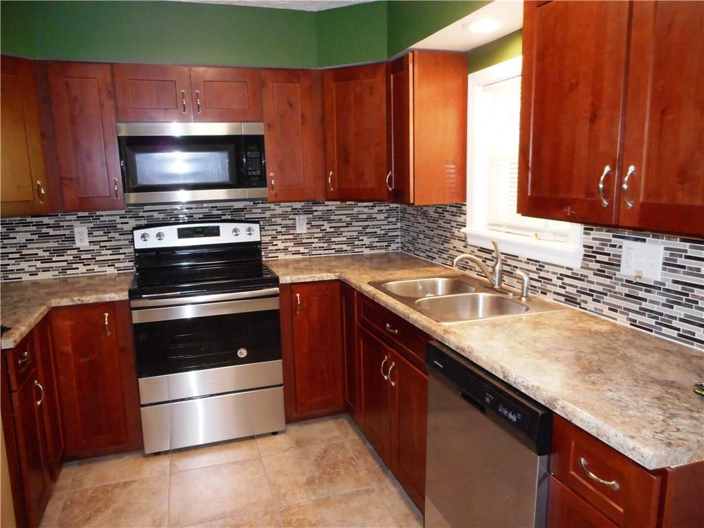 2856 Italy Road Export, PA 15632 - Photo 3 of 24