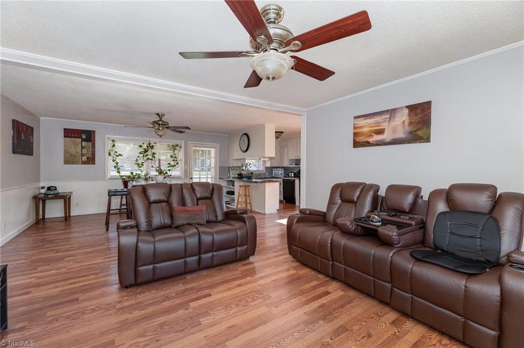 601 Robinhood Road Reidsville, NC 27320 - Photo 2 of 15 Gallery Image 2