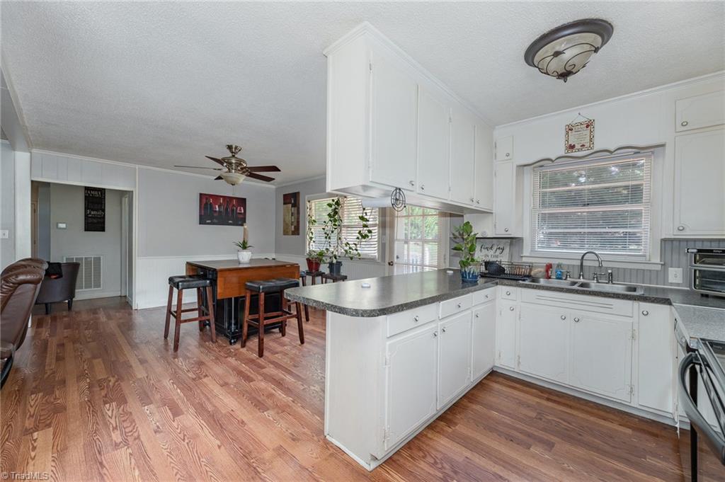 601 Robinhood Road Reidsville, NC 27320 - Photo 5 of 15 Gallery Image 5