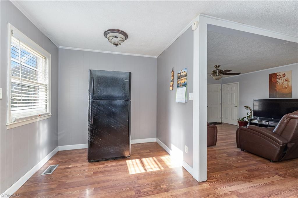 601 Robinhood Road Reidsville, NC 27320 - Photo 8 of 15 Gallery Image 8