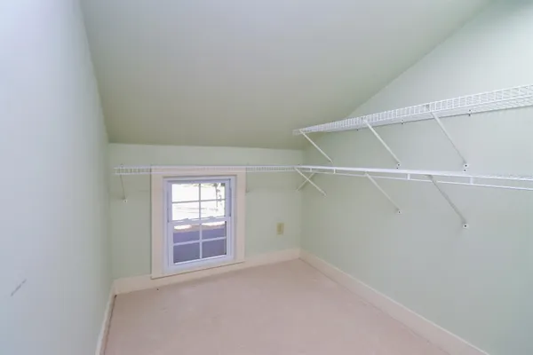 $799,900 | 2331 West St Lawrence Avenue, Beloit, WI 53511