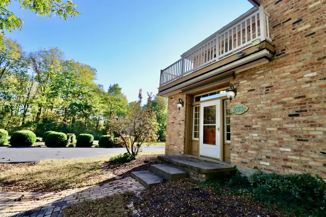 $799,900 | 2331 West St Lawrence Avenue, Beloit, WI 53511