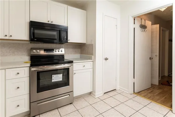 $184,900 | 101 Vineyard Pond Drive Northwest, Norcross, GA 30071