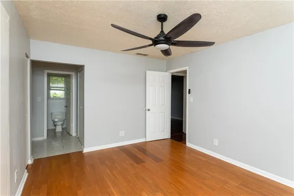 $184,900 | 101 Vineyard Pond Drive Northwest, Norcross, GA 30071