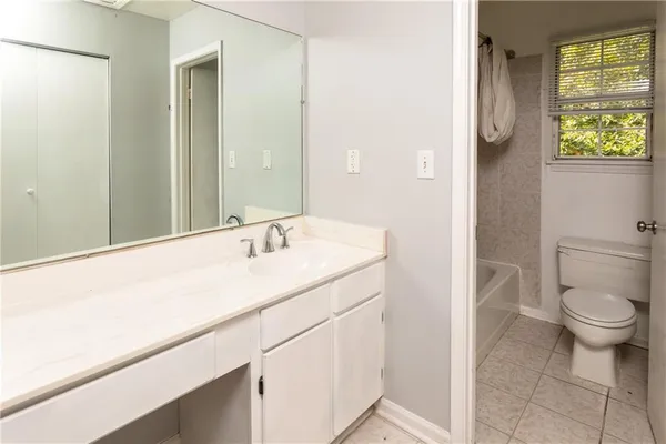 $184,900 | 101 Vineyard Pond Drive Northwest, Norcross, GA 30071